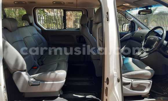 Buy Used Hyundai H1 Other Car in Beitbridge in Matabeleland South Buy Used Hyundai H1 Other Car in Beitbridge in Matabeleland South