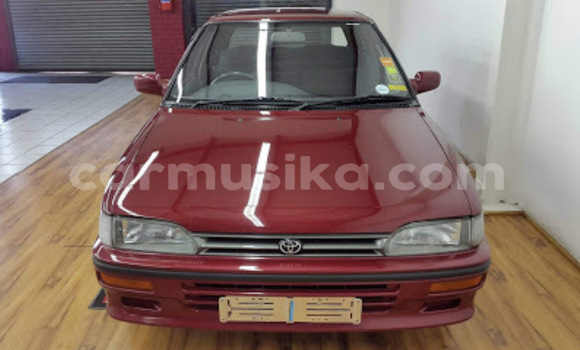 Acheter Occasion Voiture Toyota 4Runner Rouge à Beitbridge, Matabeleland South