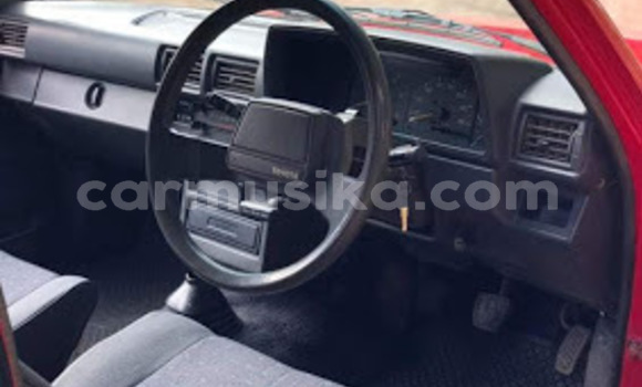 Tenga Tsaru Toyota Hilux Tsvuku Mota in Beitbridge in Matabeleland South Tenga Tsaru Toyota Hilux Tsvuku Mota in Beitbridge in Matabeleland South