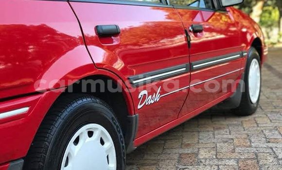 Tenga Tsaru Ford Laser Tsvuku Mota in Beitbridge in Matabeleland South Tenga Tsaru Ford Laser Tsvuku Mota in Beitbridge in Matabeleland South