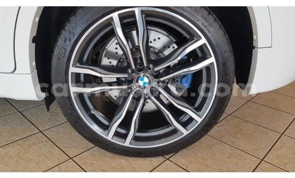 Nunua Ilio tumika BMW X6 M Nyeupe Gari ndani ya Beitbridge nchini Matabeleland Kusini Nunua Ilio tumika BMW X6 M Nyeupe Gari ndani ya Beitbridge nchini Matabeleland Kusini