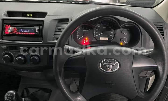 Tenga Tsaru Toyota Hilux Chena Mota in Beitbridge in Matabeleland South Tenga Tsaru Toyota Hilux Chena Mota in Beitbridge in Matabeleland South