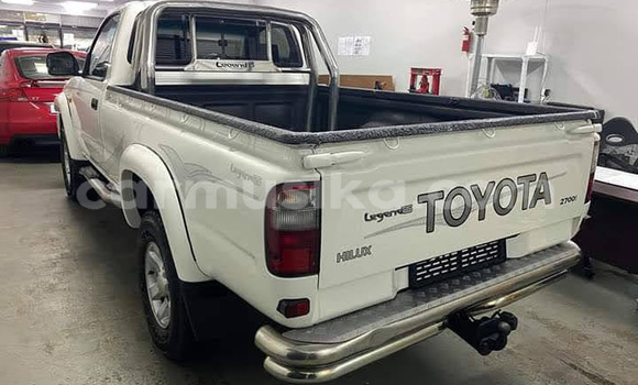 Acheter Occasion Voiture Toyota Hilux Blanc à Beitbridge, Matabeleland South Acheter Occasion Voiture Toyota Hilux Blanc à Beitbridge, Matabeleland South