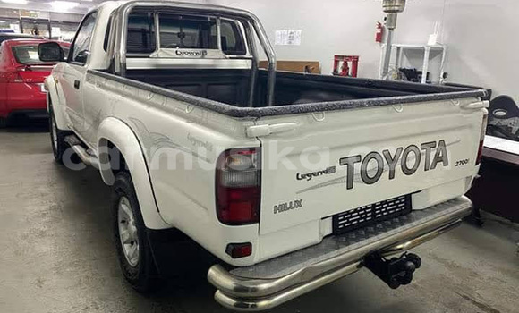 Acheter Occasion Voiture Toyota Hilux Blanc à Beitbridge, Matabeleland South Acheter Occasion Voiture Toyota Hilux Blanc à Beitbridge, Matabeleland South