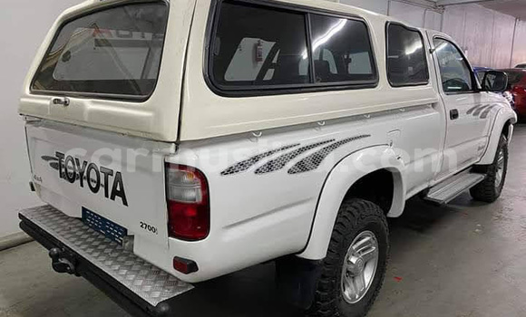Tenga Tsaru Toyota Hilux Zvimwe Mota in Beitbridge in Matabeleland South Tenga Tsaru Toyota Hilux Zvimwe Mota in Beitbridge in Matabeleland South