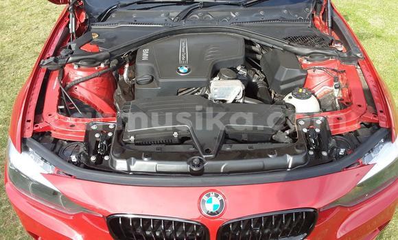 Acheter Occasion Voiture BMW 3–Series Rouge à Beitbridge, Matabeleland South Acheter Occasion Voiture BMW 3–Series Rouge à Beitbridge, Matabeleland South