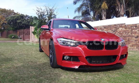 Acheter Occasion Voiture BMW 3–Series Rouge à Beitbridge, Matabeleland South Acheter Occasion Voiture BMW 3–Series Rouge à Beitbridge, Matabeleland South