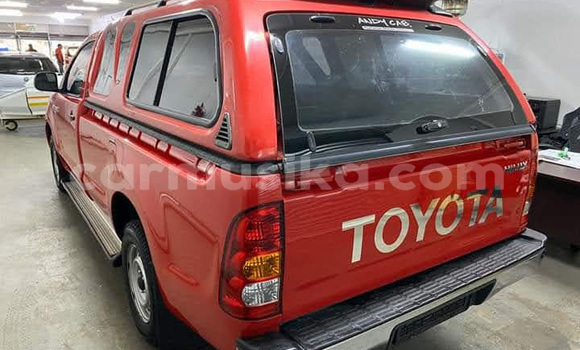 Buy Used Toyota Hilux Red Car in Beitbridge in Matabeleland South Buy Used Toyota Hilux Red Car in Beitbridge in Matabeleland South