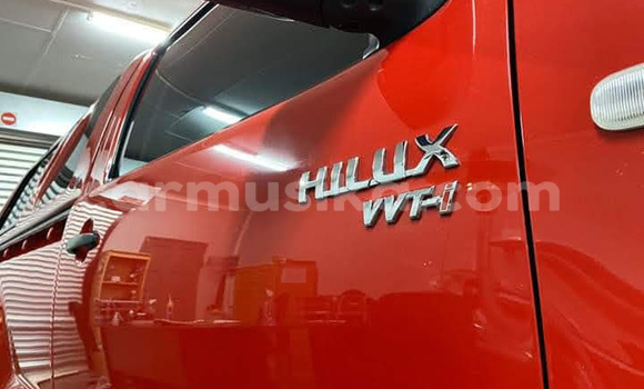 Buy Used Toyota Hilux Red Car in Beitbridge in Matabeleland South Buy Used Toyota Hilux Red Car in Beitbridge in Matabeleland South