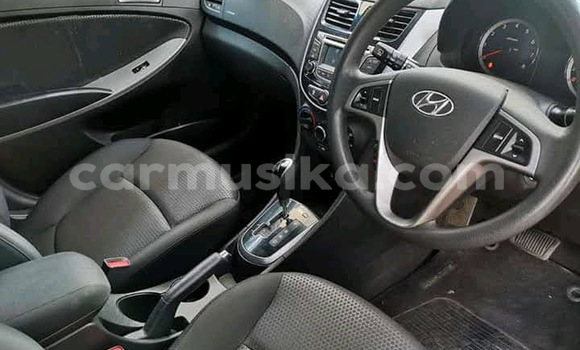 Acheter Occasion Voiture Hyundai i20 Rouge à Beitbridge, Matabeleland South Acheter Occasion Voiture Hyundai i20 Rouge à Beitbridge, Matabeleland South