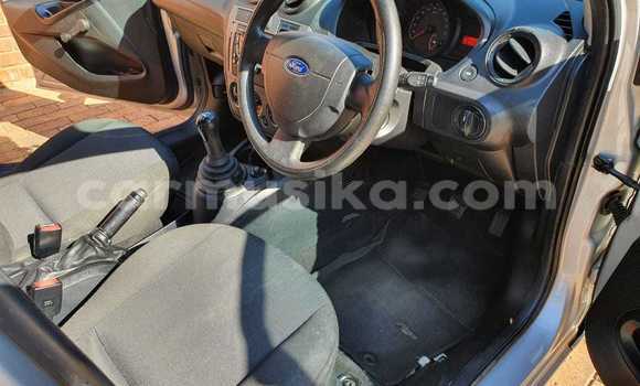 Acheter Occasion Voiture Ford Fiesta Blanc à Beitbridge, Matabeleland South Acheter Occasion Voiture Ford Fiesta Blanc à Beitbridge, Matabeleland South
