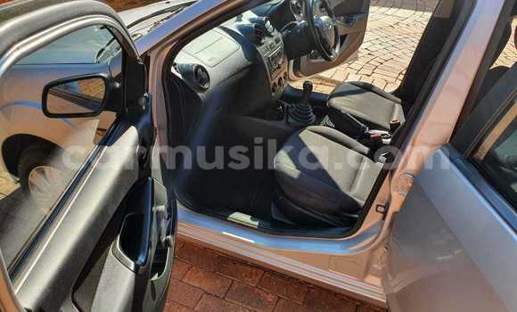 Acheter Occasion Voiture Ford Fiesta Blanc à Beitbridge, Matabeleland South Acheter Occasion Voiture Ford Fiesta Blanc à Beitbridge, Matabeleland South