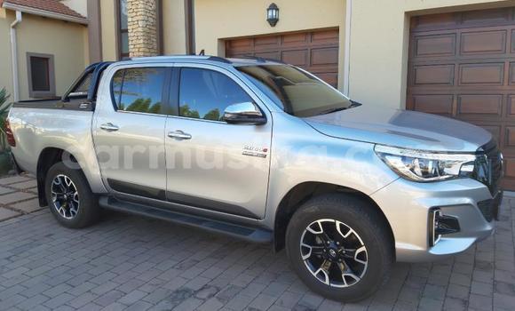 Buy Used Toyota Hilux Silver Car in Beitbridge in Matabeleland South Buy Used Toyota Hilux Silver Car in Beitbridge in Matabeleland South