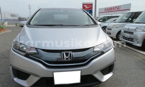 Tenga Tsaru Honda Fit Sirivha Mota in Beitbridge in Matabeleland South Tenga Tsaru Honda Fit Sirivha Mota in Beitbridge in Matabeleland South