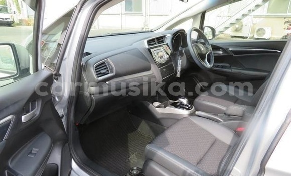 Tenga Tsaru Honda Fit Sirivha Mota in Beitbridge in Matabeleland South Tenga Tsaru Honda Fit Sirivha Mota in Beitbridge in Matabeleland South