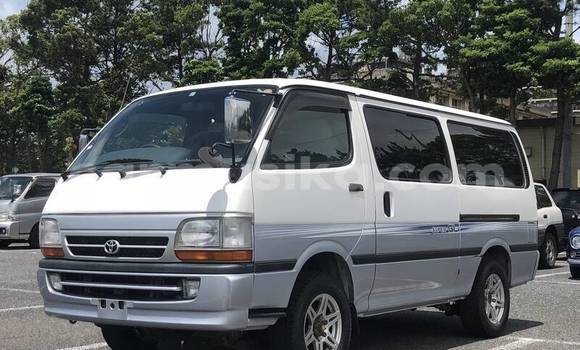 Acheter Occasion Voiture Toyota Hiace Blanc à Beitbridge, Matabeleland South