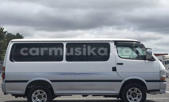 Tenga Tsaru Toyota Hiace Chena Mota in Beitbridge in Matabeleland South Tenga Tsaru Toyota Hiace Chena Mota in Beitbridge in Matabeleland South