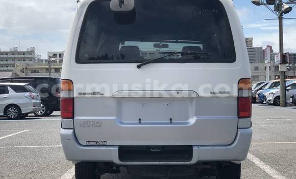 Tenga Tsaru Toyota Hiace Chena Mota in Beitbridge in Matabeleland South Tenga Tsaru Toyota Hiace Chena Mota in Beitbridge in Matabeleland South