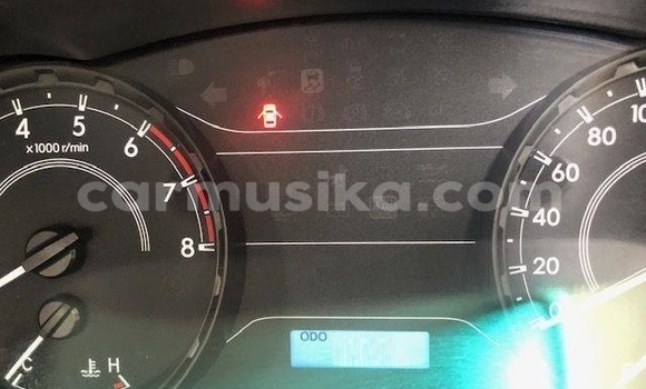 Buy Used Toyota Hilux Silver Car in Beitbridge in Matabeleland South Buy Used Toyota Hilux Silver Car in Beitbridge in Matabeleland South