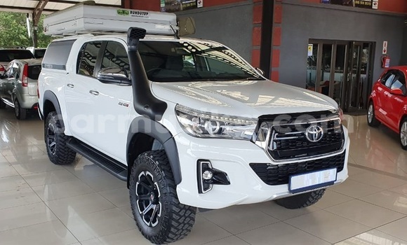 Nunua Ilio tumika Toyota Hilux Nyeupe Gari ndani ya Beitbridge nchini Matabeleland Kusini Nunua Ilio tumika Toyota Hilux Nyeupe Gari ndani ya Beitbridge nchini Matabeleland Kusini