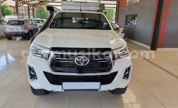 Nunua Ilio tumika Toyota Hilux Nyeupe Gari ndani ya Beitbridge nchini Matabeleland Kusini Nunua Ilio tumika Toyota Hilux Nyeupe Gari ndani ya Beitbridge nchini Matabeleland Kusini