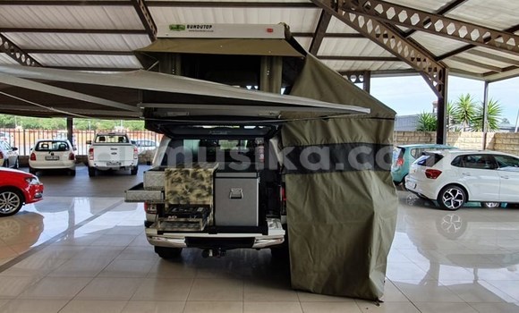 Nunua Ilio tumika Toyota Hilux Nyeupe Gari ndani ya Beitbridge nchini Matabeleland Kusini Nunua Ilio tumika Toyota Hilux Nyeupe Gari ndani ya Beitbridge nchini Matabeleland Kusini