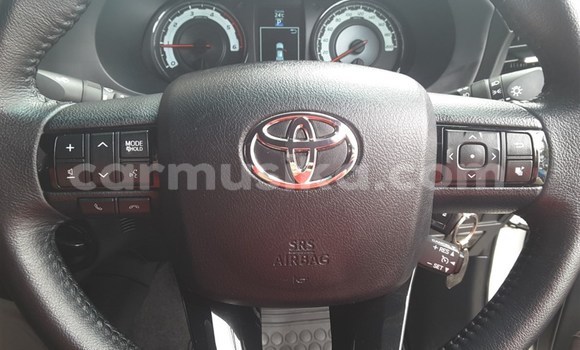 Nunua Ilio tumika Toyota Hilux Nyeupe Gari ndani ya Beitbridge nchini Matabeleland Kusini Nunua Ilio tumika Toyota Hilux Nyeupe Gari ndani ya Beitbridge nchini Matabeleland Kusini