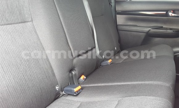 Nunua Ilio tumika Toyota Hilux Nyeupe Gari ndani ya Beitbridge nchini Matabeleland Kusini Nunua Ilio tumika Toyota Hilux Nyeupe Gari ndani ya Beitbridge nchini Matabeleland Kusini