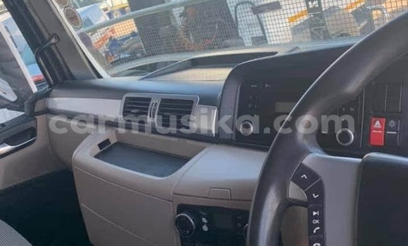 Buy Used MG 5 White Car in Beitbridge in Matabeleland South Buy Used MG 5 White Car in Beitbridge in Matabeleland South