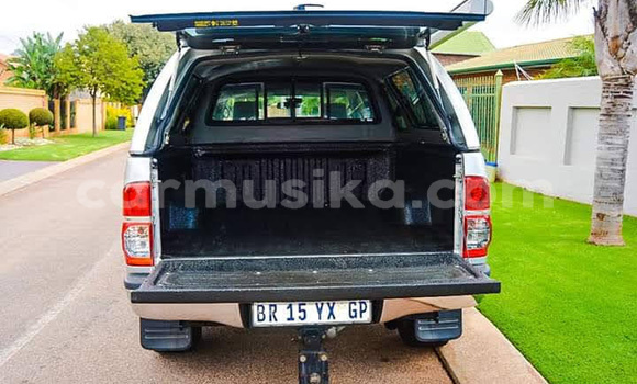 Acheter Occasion Voiture Toyota Hilux Autre à Beitbridge, Matabeleland South Acheter Occasion Voiture Toyota Hilux Autre à Beitbridge, Matabeleland South