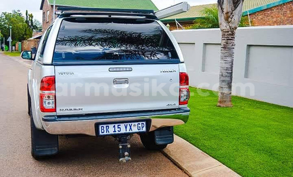 Acheter Occasion Voiture Toyota Hilux Autre à Beitbridge, Matabeleland South Acheter Occasion Voiture Toyota Hilux Autre à Beitbridge, Matabeleland South
