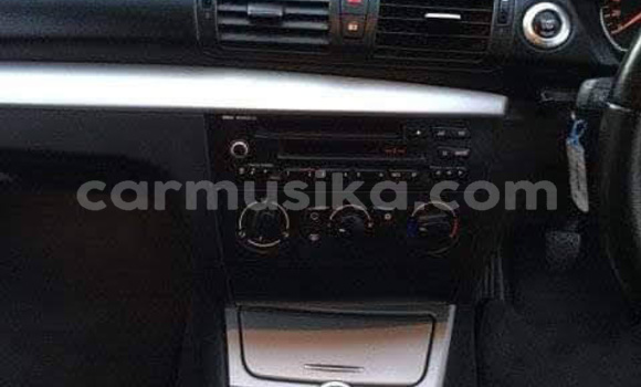 Acheter Occasion Voiture BMW 3–Series Blanc à Beitbridge, Matabeleland South Acheter Occasion Voiture BMW 3–Series Blanc à Beitbridge, Matabeleland South