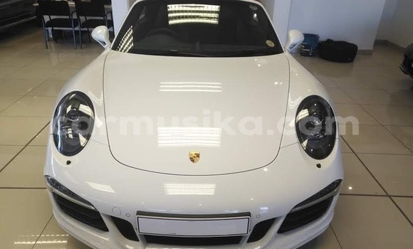 Tenga Tsaru Porsche Carrera GT Chena Mota in Beitbridge in Matabeleland South Tenga Tsaru Porsche Carrera GT Chena Mota in Beitbridge in Matabeleland South