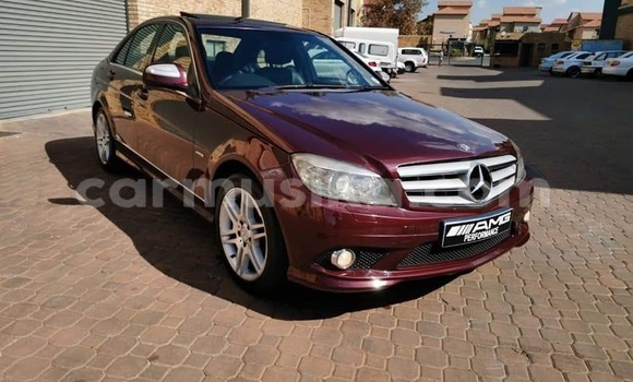 Tenga Tsaru Mercedes‒Benz C–Class Zvimwe Mota in Beitbridge in Matabeleland South Tenga Tsaru Mercedes‒Benz C–Class Zvimwe Mota in Beitbridge in Matabeleland South