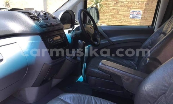 Acheter Occasion Voiture Mercedes‒Benz Viano Gris à Beitbridge, Matabeleland South Acheter Occasion Voiture Mercedes‒Benz Viano Gris à Beitbridge, Matabeleland South