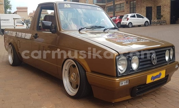 Tenga Tsaru Volkswagen Caddy Zvimwe Mota in Beitbridge in Matabeleland South Tenga Tsaru Volkswagen Caddy Zvimwe Mota in Beitbridge in Matabeleland South