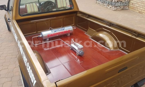 Tenga Tsaru Volkswagen Caddy Zvimwe Mota in Beitbridge in Matabeleland South Tenga Tsaru Volkswagen Caddy Zvimwe Mota in Beitbridge in Matabeleland South