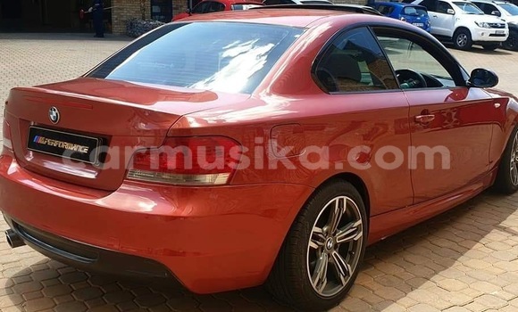 Acheter Occasion Voiture BMW 3–Series Rouge à Beitbridge, Matabeleland South Acheter Occasion Voiture BMW 3–Series Rouge à Beitbridge, Matabeleland South