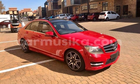Acheter Occasion Voiture Mercedes‒Benz AMG GLC Rouge à Beitbridge, Matabeleland South Acheter Occasion Voiture Mercedes‒Benz AMG GLC Rouge à Beitbridge, Matabeleland South
