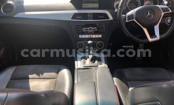 Acheter Occasion Voiture Mercedes‒Benz AMG GLC Rouge à Beitbridge, Matabeleland South Acheter Occasion Voiture Mercedes‒Benz AMG GLC Rouge à Beitbridge, Matabeleland South