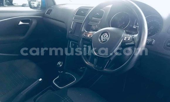 Acheter Occasion Voiture Volkswagen Polo Bleu à Beitbridge, Matabeleland South Acheter Occasion Voiture Volkswagen Polo Bleu à Beitbridge, Matabeleland South