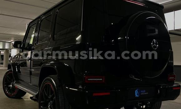 Nunua Ilio tumika Mercedes‒Benz AMG GLC Nyeusi Gari ndani ya Beitbridge nchini Matabeleland Kusini Nunua Ilio tumika Mercedes‒Benz AMG GLC Nyeusi Gari ndani ya Beitbridge nchini Matabeleland Kusini