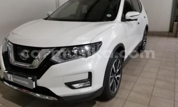 Buy Used Nissan Qashqai White Car in Beitbridge in Matabeleland South