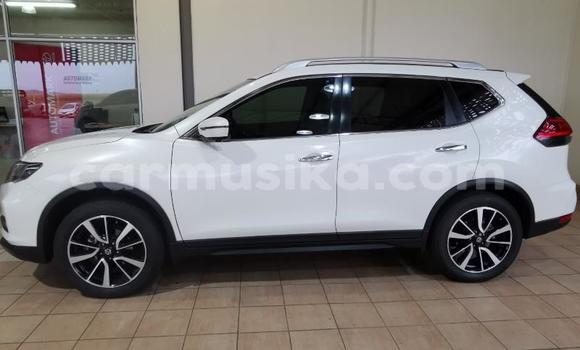 Acheter Occasion Voiture Nissan Qashqai Blanc à Beitbridge, Matabeleland South Acheter Occasion Voiture Nissan Qashqai Blanc à Beitbridge, Matabeleland South