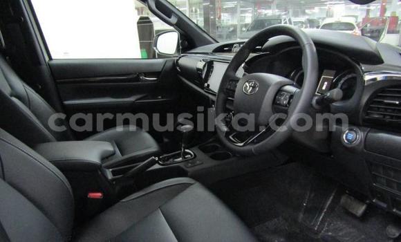 Acheter Occasion Voiture Toyota Hilux Blanc à Beitbridge, Matabeleland South Acheter Occasion Voiture Toyota Hilux Blanc à Beitbridge, Matabeleland South