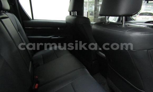 Acheter Occasion Voiture Toyota Hilux Blanc à Beitbridge, Matabeleland South Acheter Occasion Voiture Toyota Hilux Blanc à Beitbridge, Matabeleland South