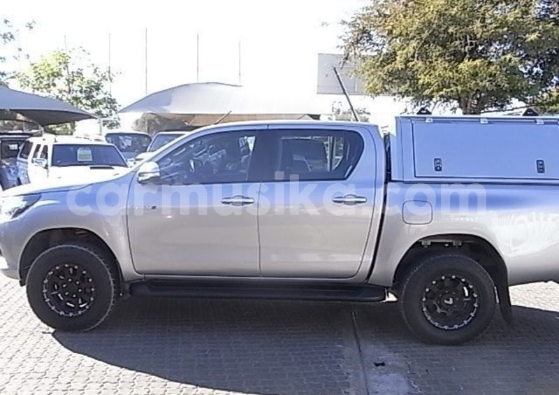 Big with watermark toyota hilux matabeleland south beitbridge 15213