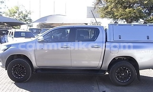 Nunua Ilio tumika Toyota Hilux Fedha Gari ndani ya Beitbridge nchini Matabeleland Kusini Nunua Ilio tumika Toyota Hilux Fedha Gari ndani ya Beitbridge nchini Matabeleland Kusini