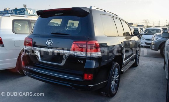 Tenga Imported Toyota Land Cruiser Nhema Mota in Import - Dubai in Harare Tenga Imported Toyota Land Cruiser Nhema Mota in Import - Dubai in Harare
