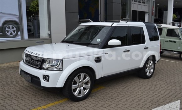 Tenga Tsaru Land Rover Discovery Chena Mota in Beitbridge in Matabeleland South Tenga Tsaru Land Rover Discovery Chena Mota in Beitbridge in Matabeleland South